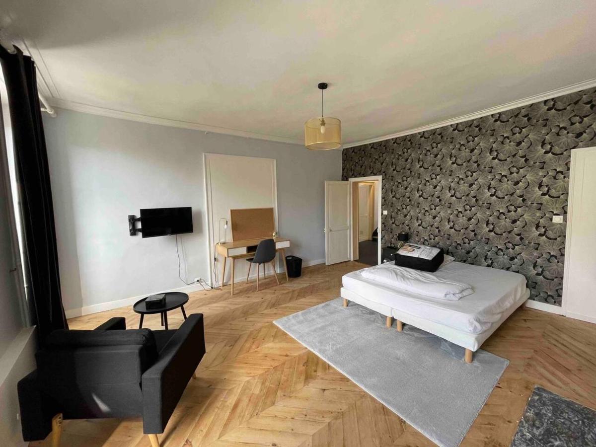 Logement Centre Ville 1 A 4 Chambres Alençon Exteriér fotografie